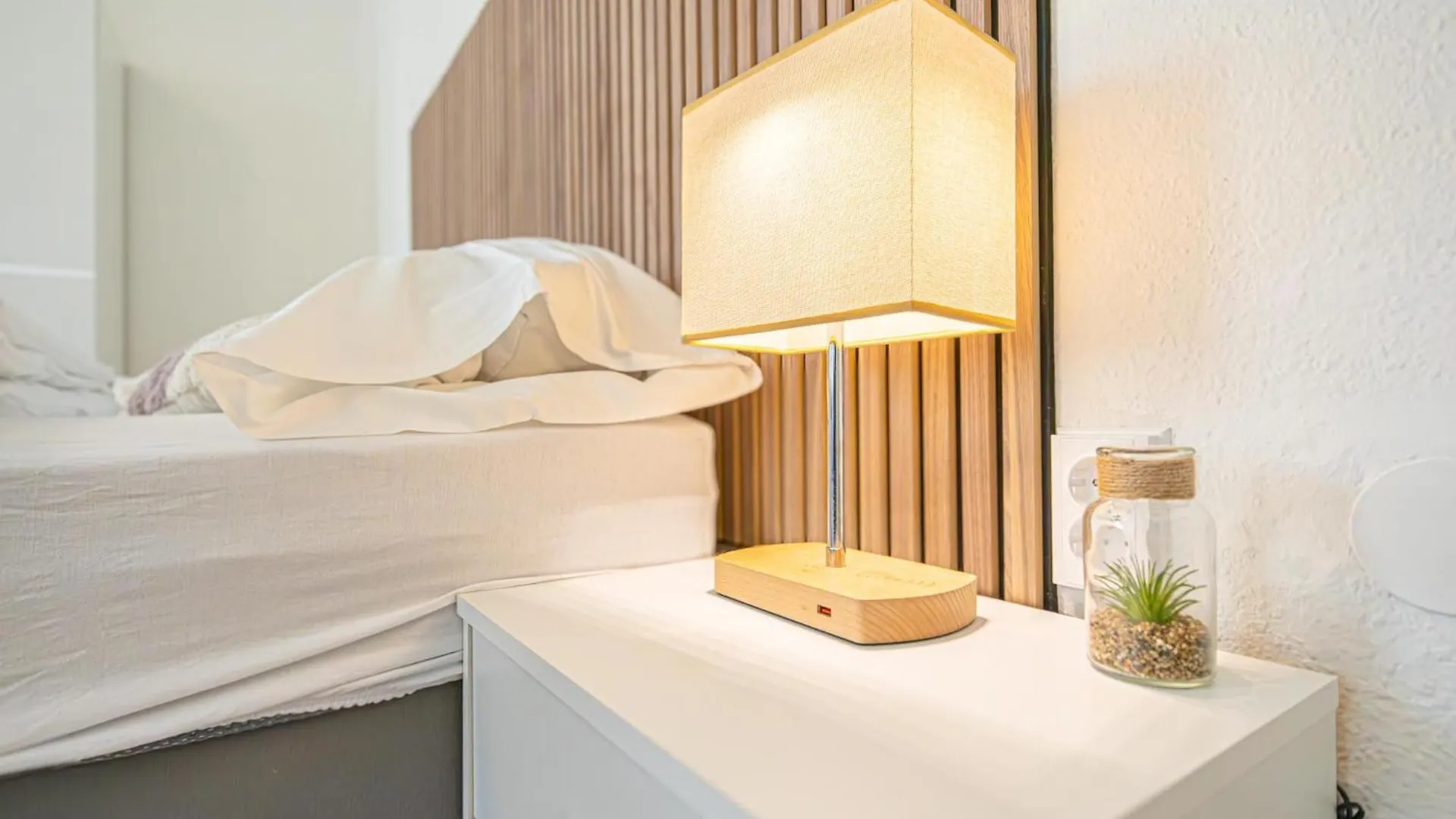 Desirable 2Br - Prime Vienna Location, Ideal For Long Stays 0*,