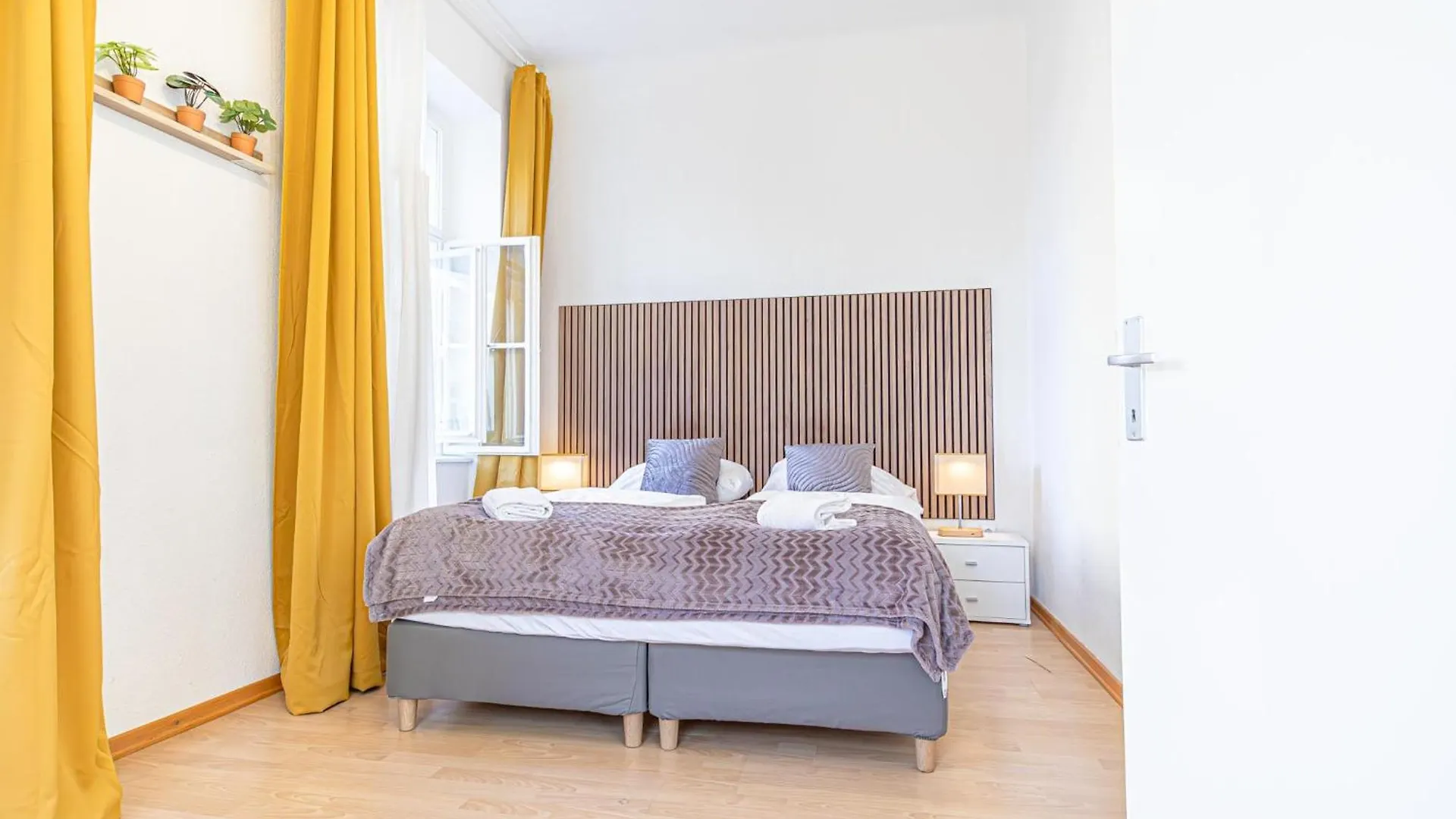 Desirable 2Br - Prime Vienna Location, Ideal For Long Stays 0*,