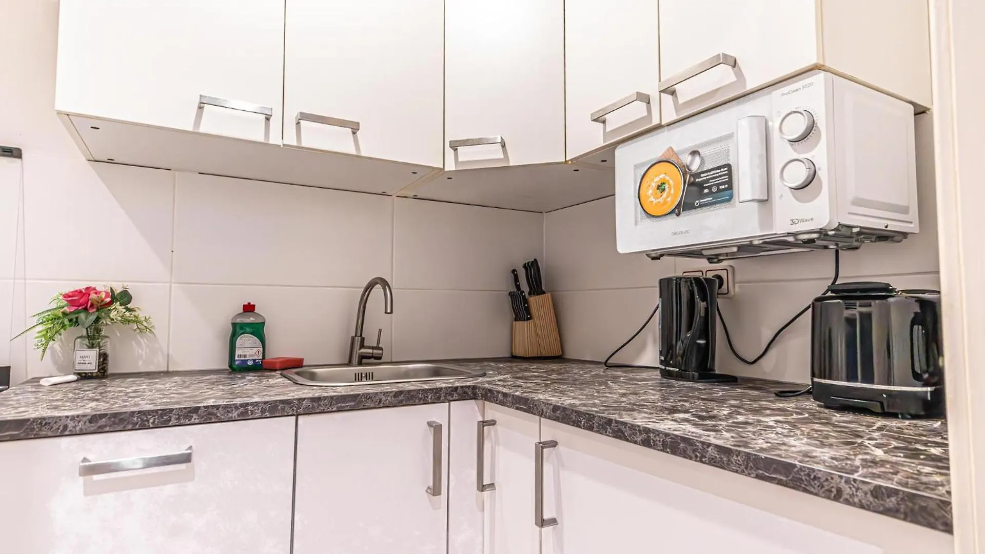 Apartment Desirable 2Br - Prime Vienna Location, Ideal For Long Stays